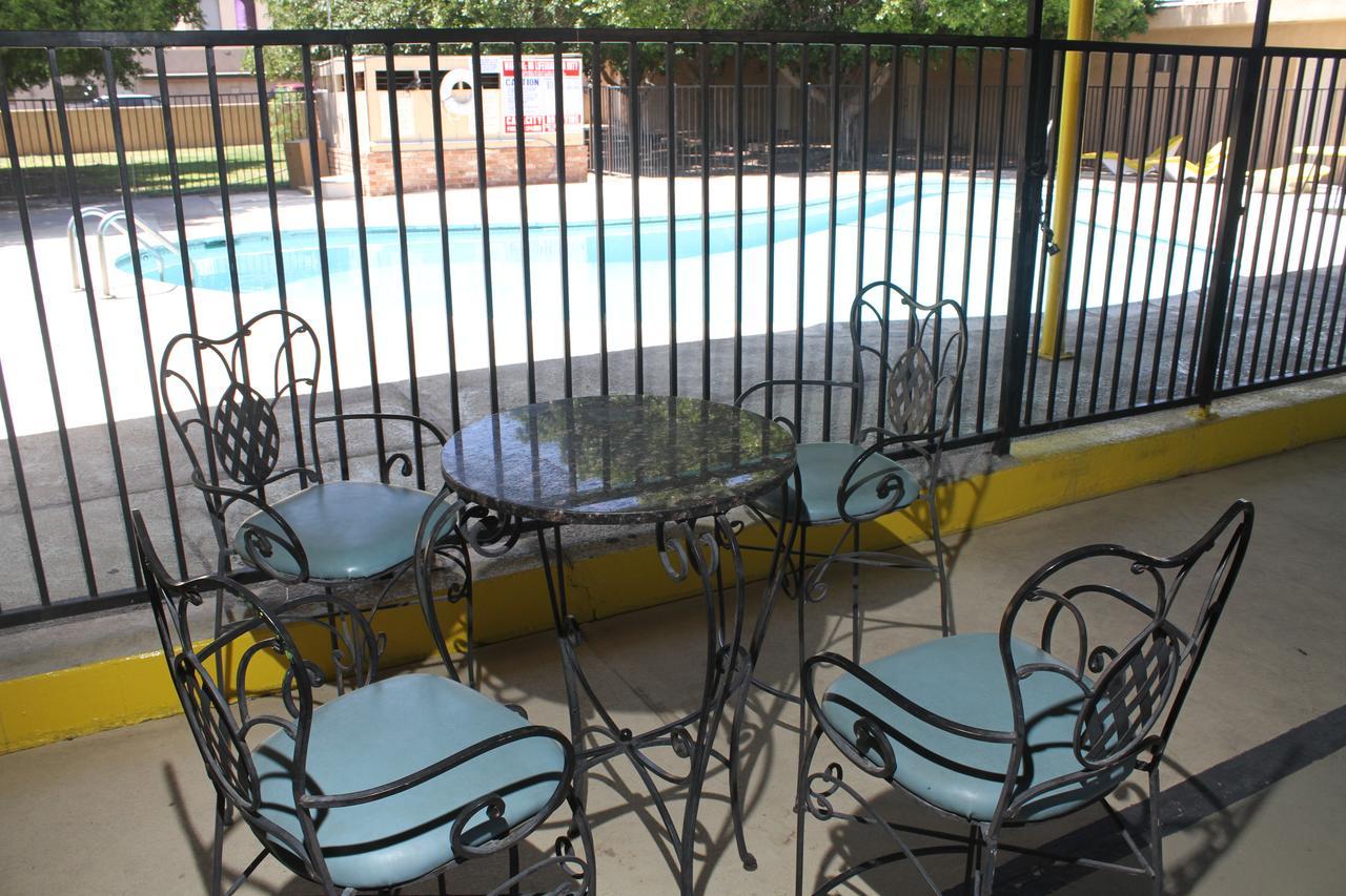 Brunner'S Inn And Suites El Centro Rom bilde